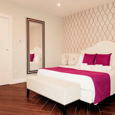 Golden Guest house 2*